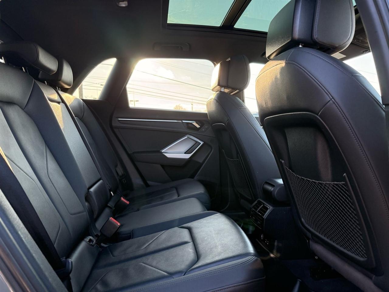 Audi Q3 Premium 40 TFSI quattro 2021