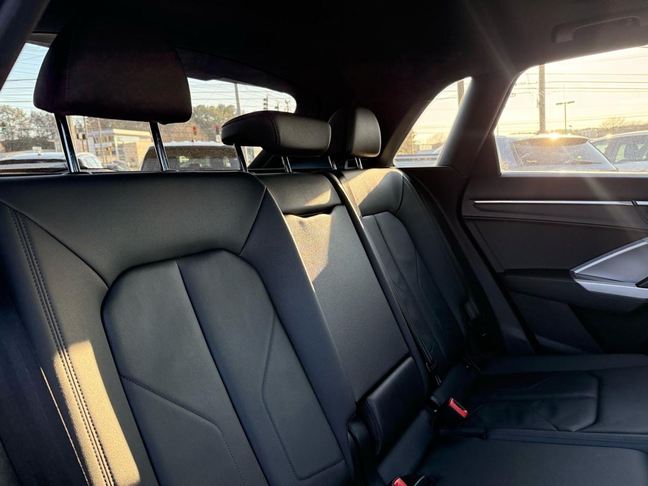 Audi Q3 Premium 40 TFSI quattro 2021