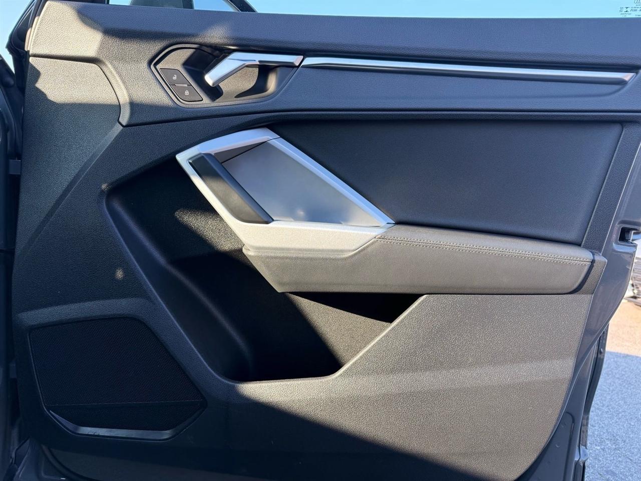 Audi Q3 Premium 40 TFSI quattro 2021