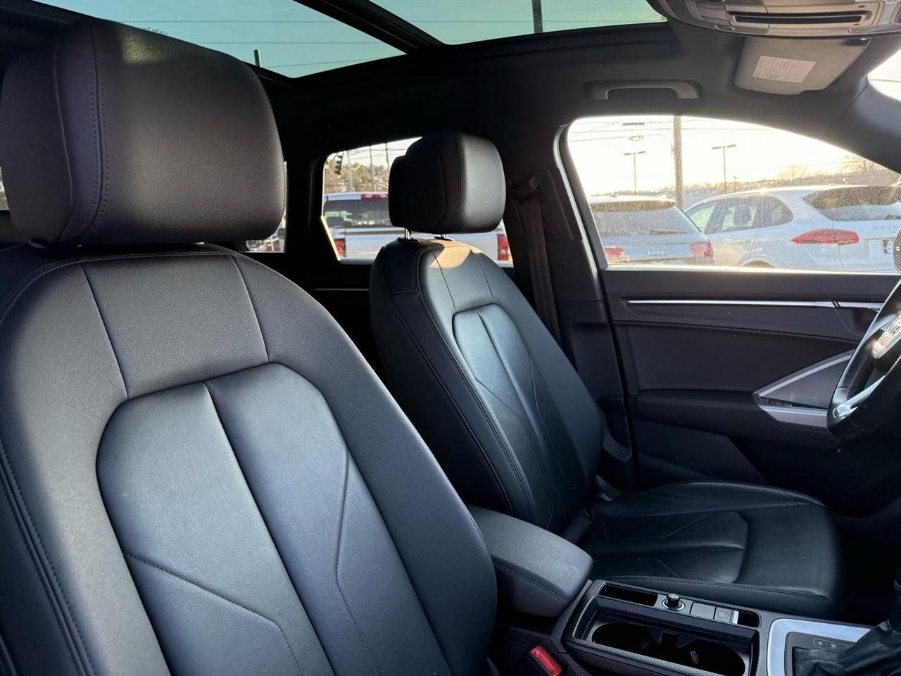 Audi Q3 Premium 40 TFSI quattro 2021