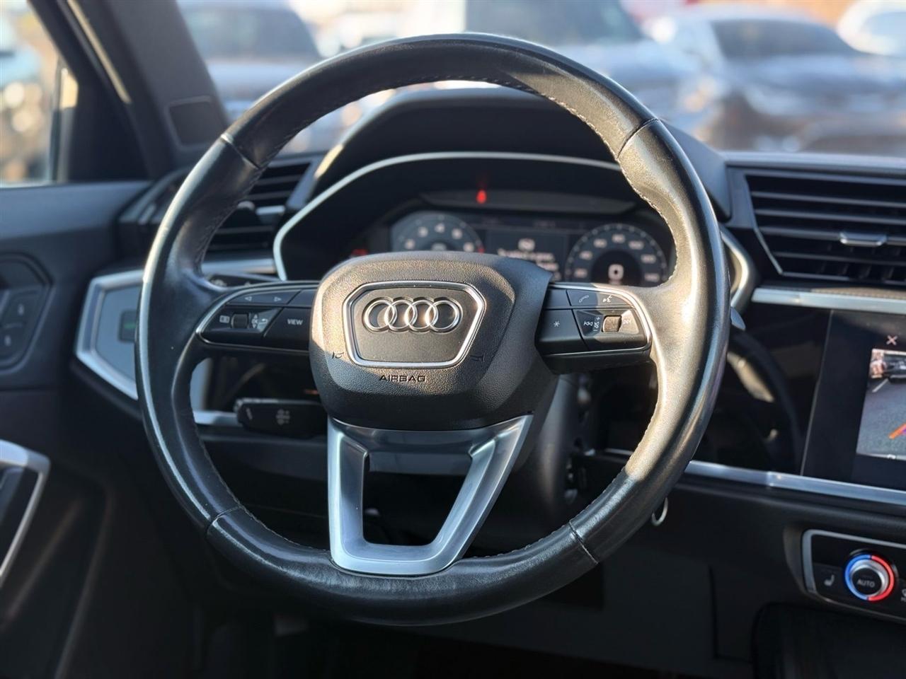 Audi Q3 Premium 40 TFSI quattro 2021