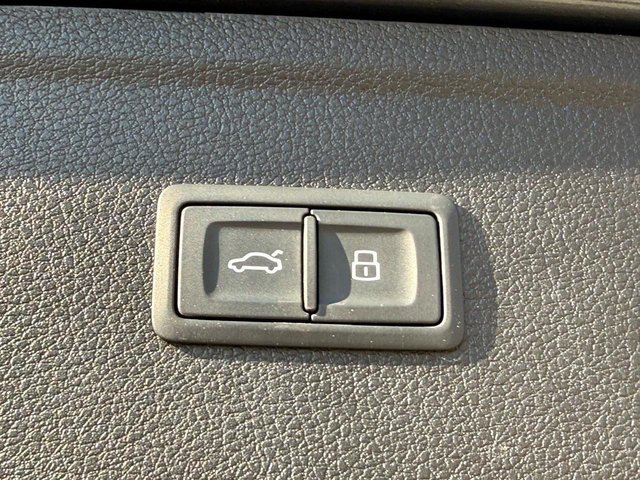 Audi Q5 Titanium Premium Plus 45 TFSI quattro 2020