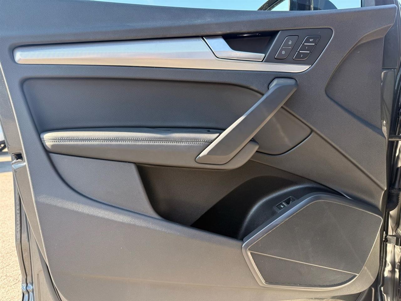 Audi Q5 Titanium Premium Plus 45 TFSI quattro 2020