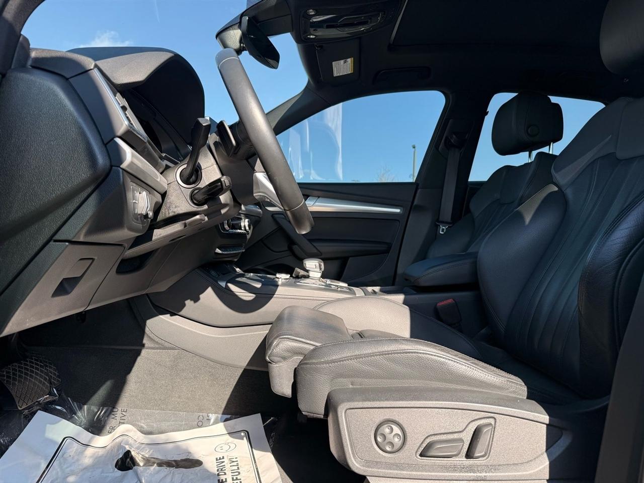 Audi Q5 Titanium Premium Plus 45 TFSI quattro 2020