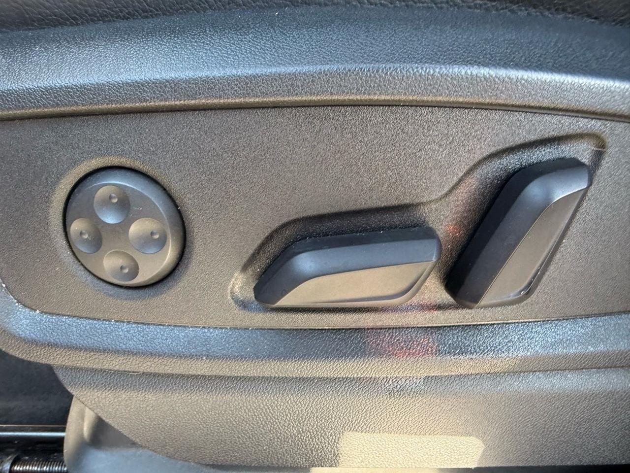 Audi Q5 Titanium Premium Plus 45 TFSI quattro 2020