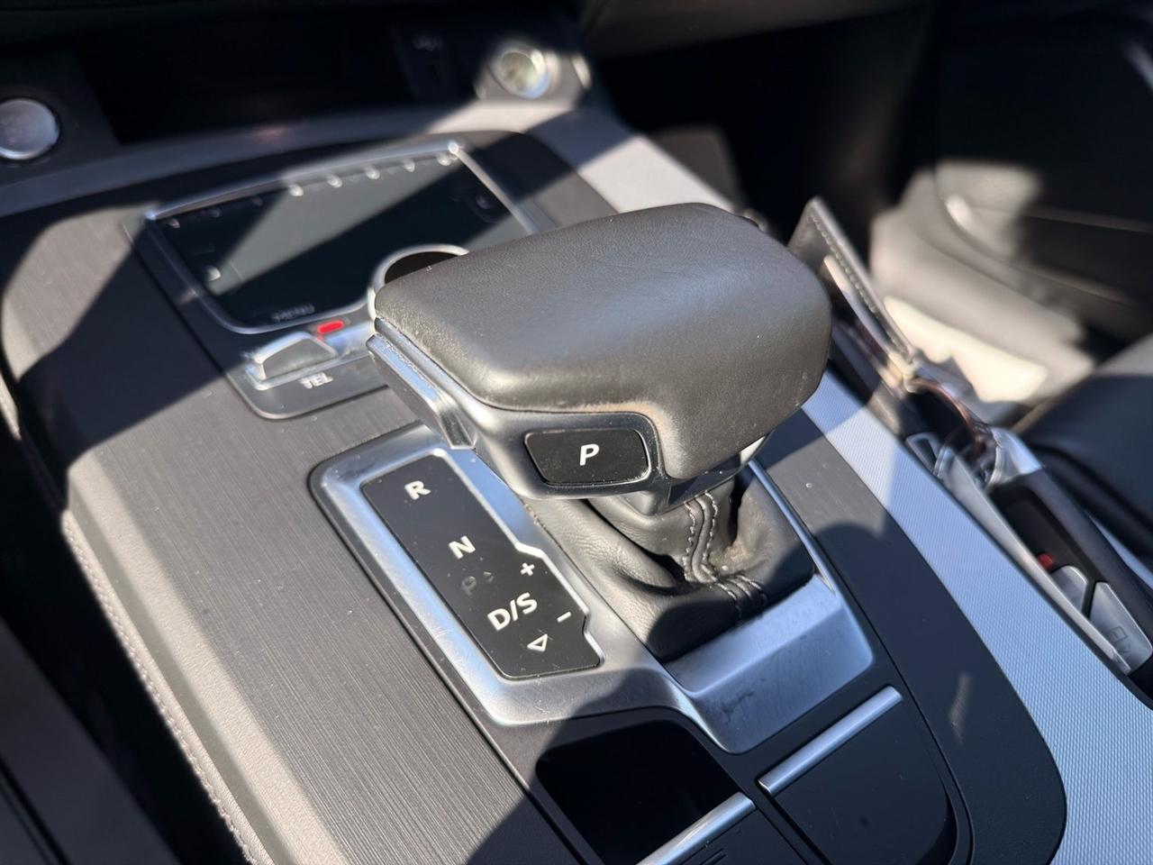 Audi Q5 Titanium Premium Plus 45 TFSI quattro 2020