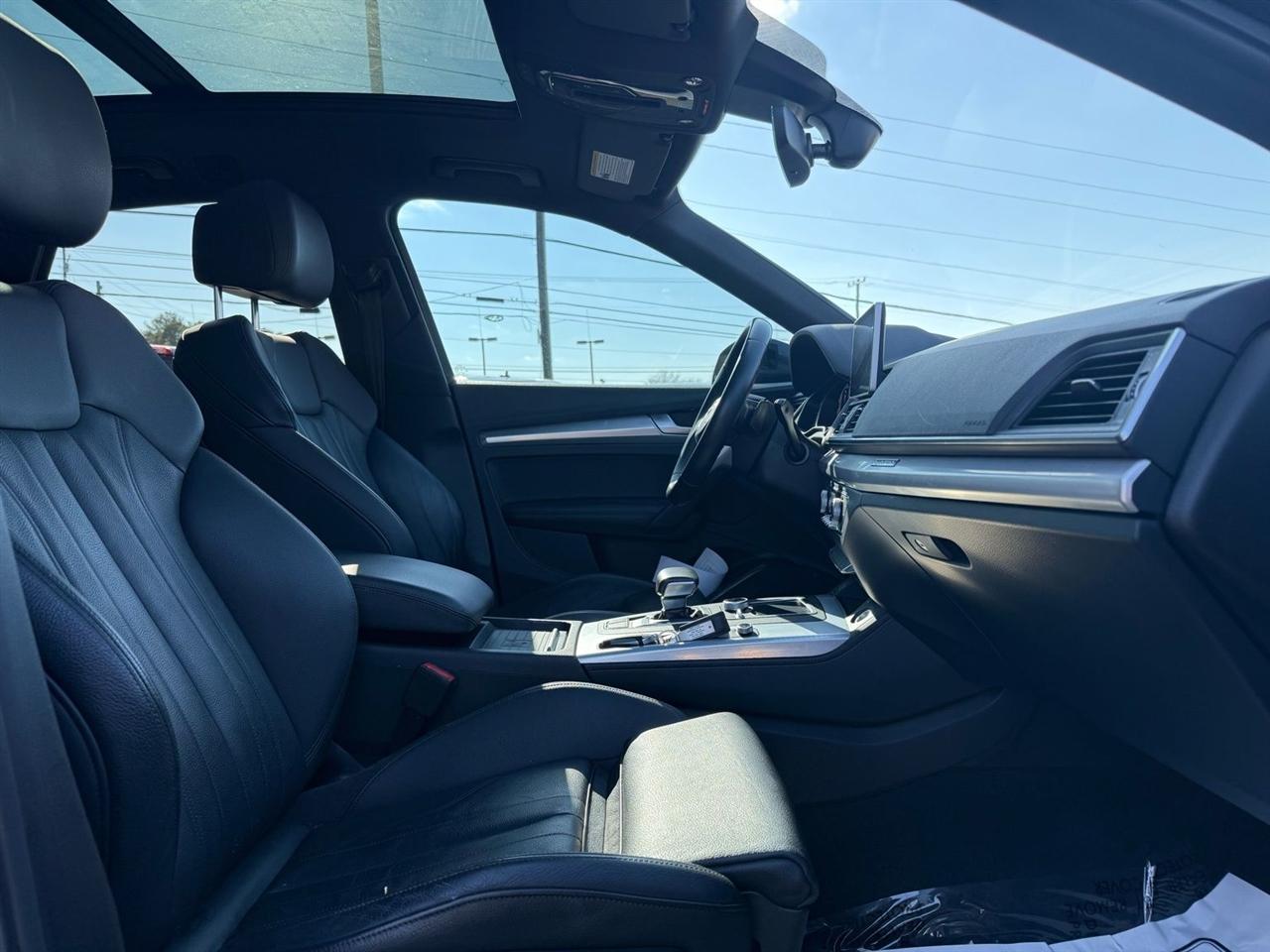 Audi Q5 Titanium Premium Plus 45 TFSI quattro 2020