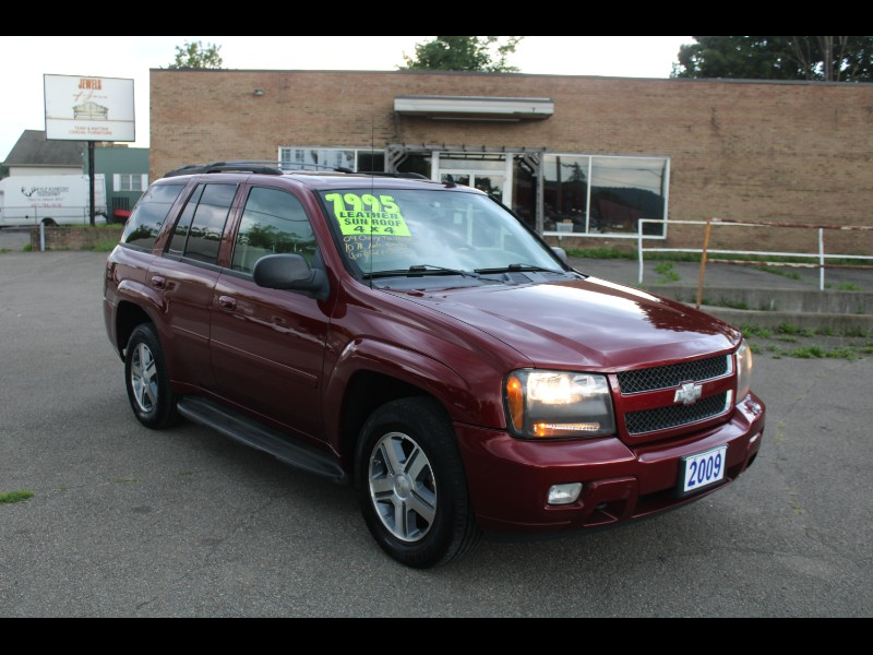 Used 2009 Chevrolet TrailBlazer LT3 4WD for Sale in Endicott NY 13760