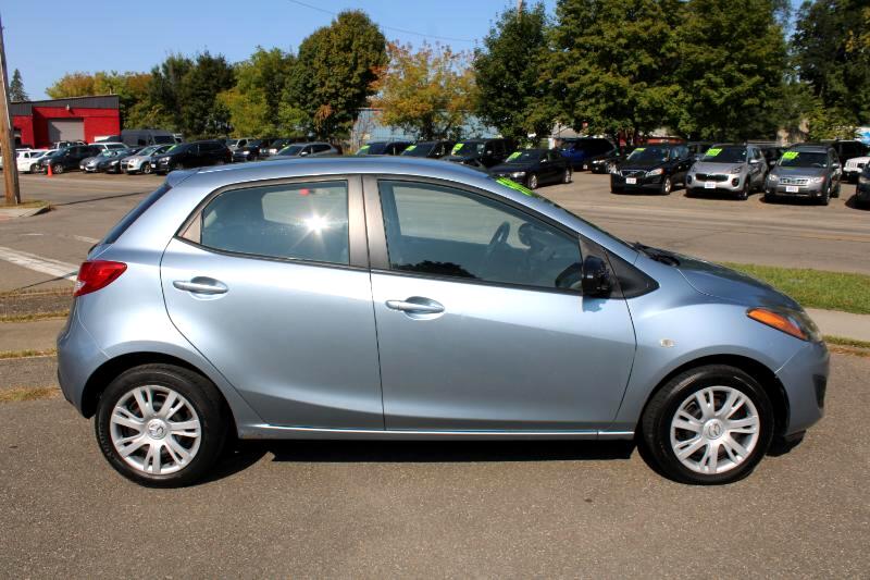 Mazda MAZDA2 Sport 2013 Mazda MAZDA2 Sport 2013
