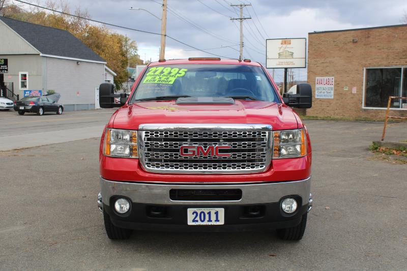 GMC Sierra 3500HD SLE Crew Cab 4WD 2011 GMC Sierra 3500HD SLE Crew Cab 4WD 2011