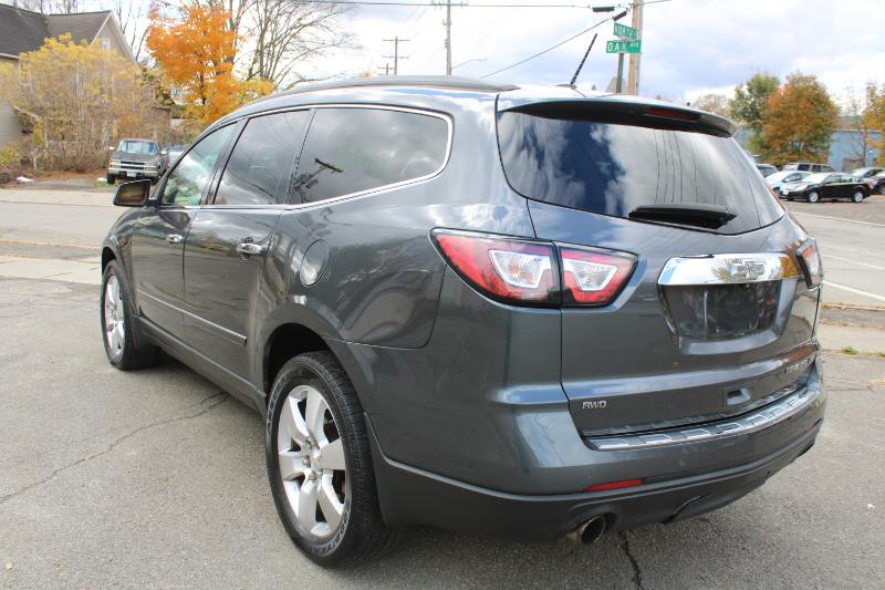 Chevrolet Traverse LTZ AWD 2013 Chevrolet Traverse LTZ AWD 2013