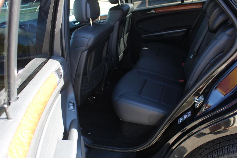 Mercedes-Benz M-Class ML350 4MATIC 2009 Mercedes-Benz M-Class ML350 4MATIC 2009