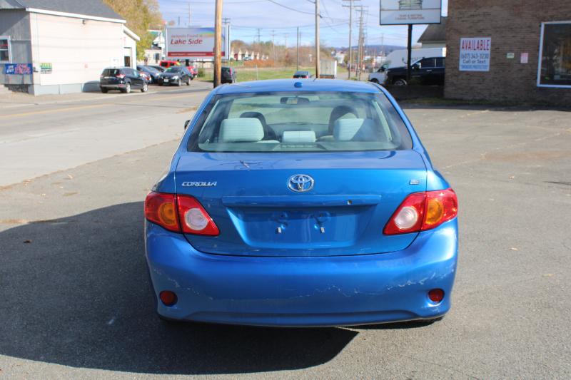 Toyota Corolla LE 4-Speed AT 2010 Toyota Corolla LE 4-Speed AT 2010