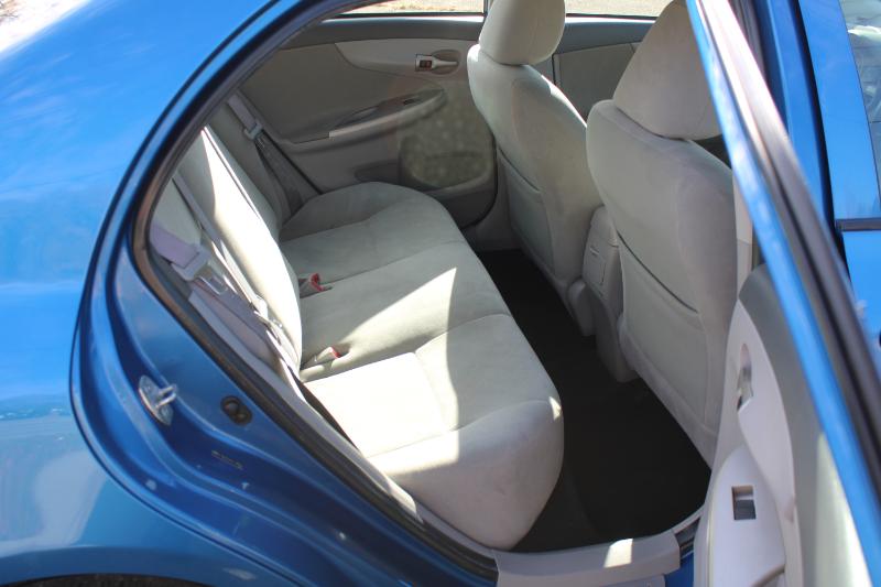 Toyota Corolla LE 4-Speed AT 2010 Toyota Corolla LE 4-Speed AT 2010