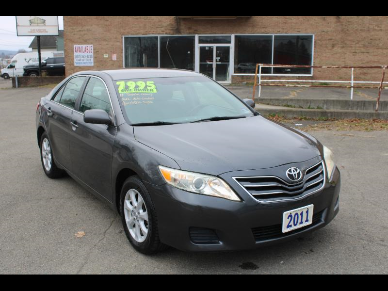 2011 Toyota Camry LE 6-Spd AT