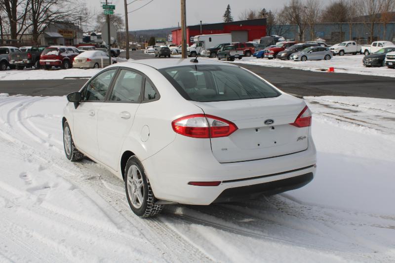 Ford Fiesta SE Sedan 2017
