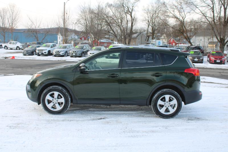 Toyota RAV4 XLE AWD 2013