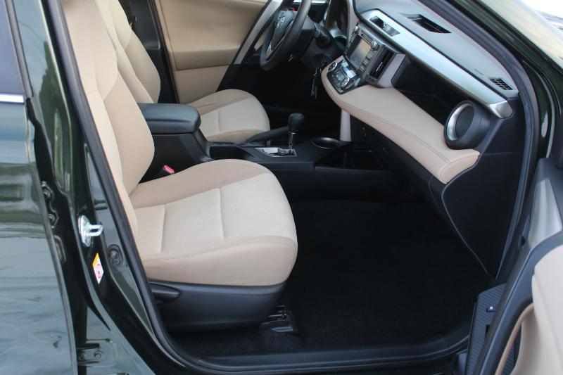 Toyota RAV4 XLE AWD 2013