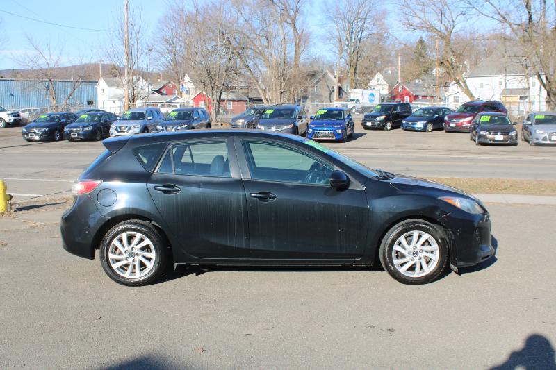 Mazda MAZDA3 i Touring AT 5-Door 2013