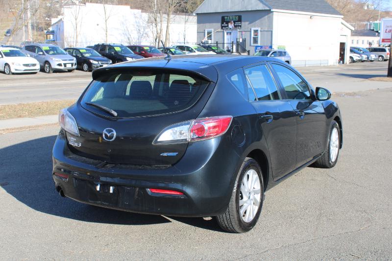 Mazda MAZDA3 i Touring AT 5-Door 2013