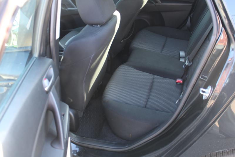 Mazda MAZDA3 i Touring AT 5-Door 2013