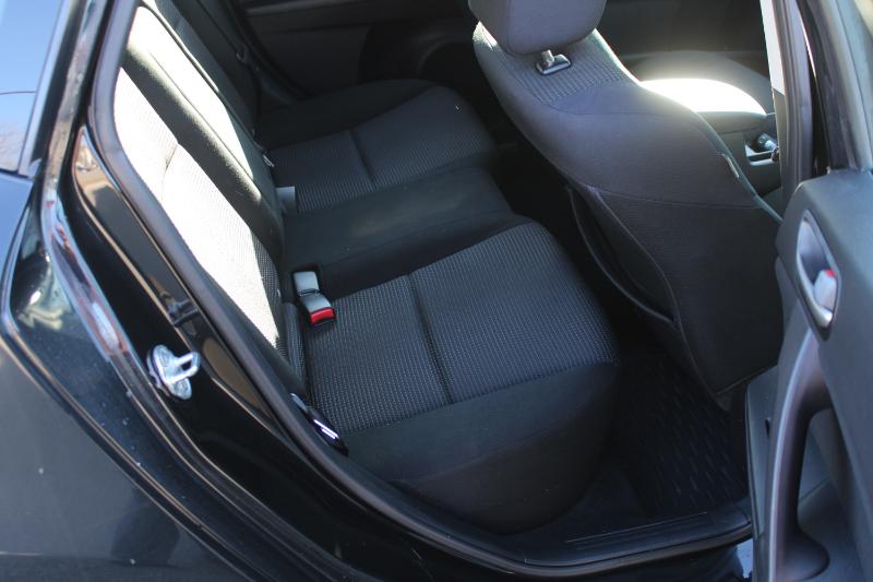 Mazda MAZDA3 i Touring AT 5-Door 2013