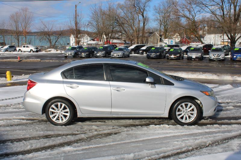 Honda Civic EX-L Sedan 5-Speed AT 2012