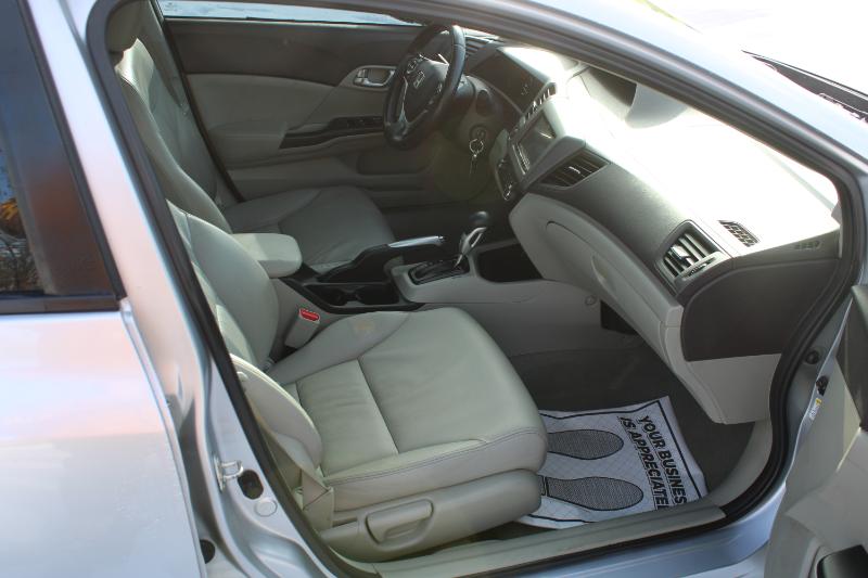 Honda Civic EX-L Sedan 5-Speed AT 2012