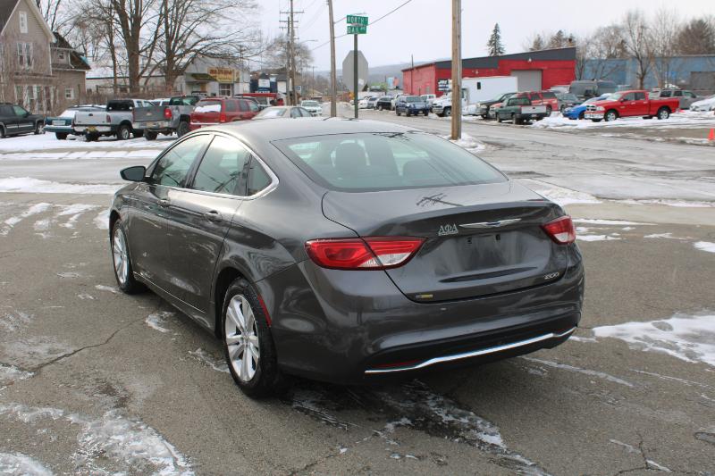 Chrysler 200 Limited 2015