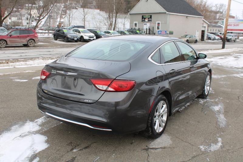 Chrysler 200 Limited 2015