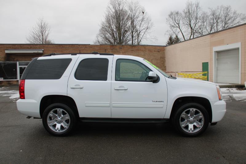 GMC Yukon SLT 4WD 2013