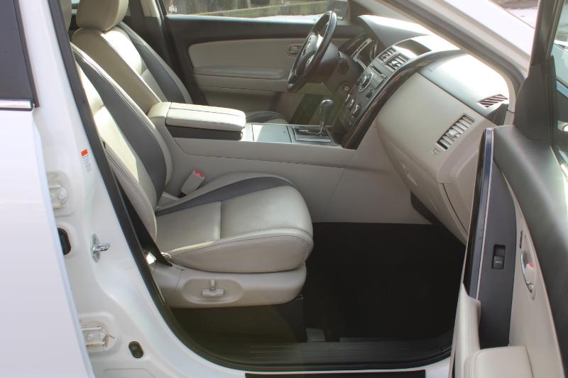 Mazda CX-9 Grand Touring AWD 2010