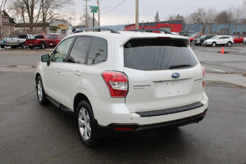 Subaru Forester 2.5i Limited 2015