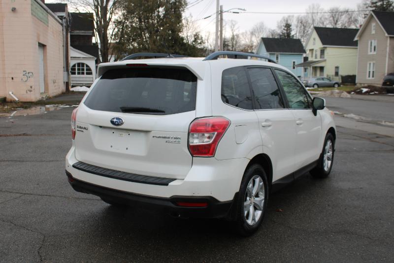 Subaru Forester 2.5i Limited 2015