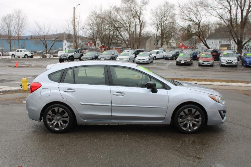 Subaru Impreza 2.0i PZEV CVT 5-Door 2015