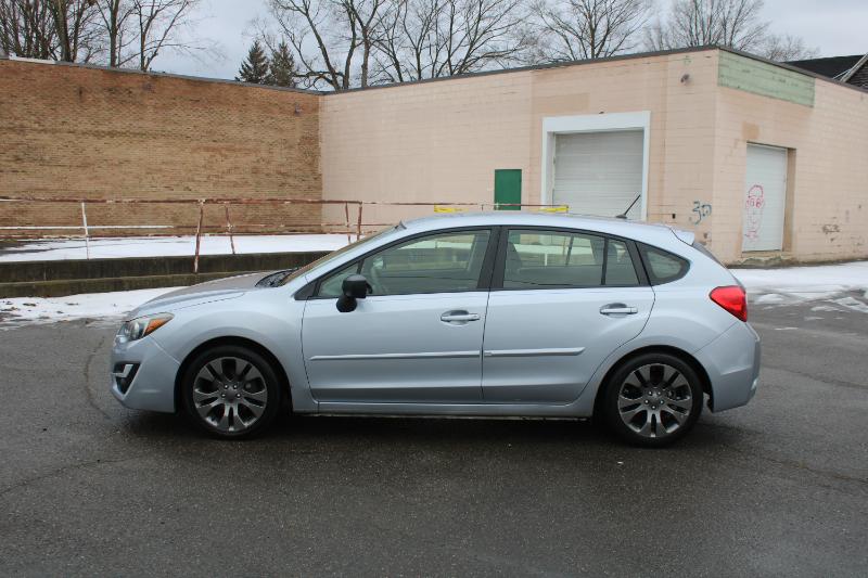 Subaru Impreza 2.0i PZEV CVT 5-Door 2015