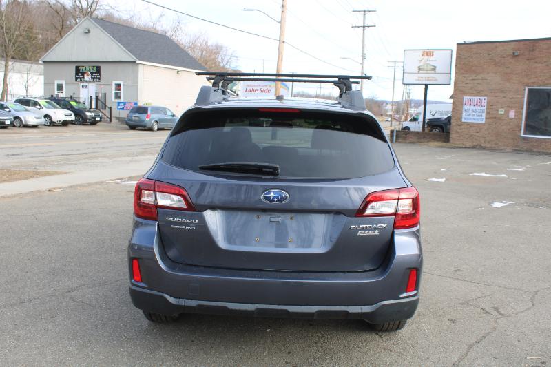 Subaru Outback 2.5i Limited 2015