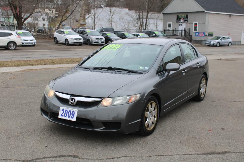 Honda Civic LX Sedan 5-Speed AT 2009