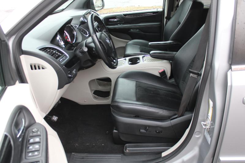 Dodge Grand Caravan SXT 2016