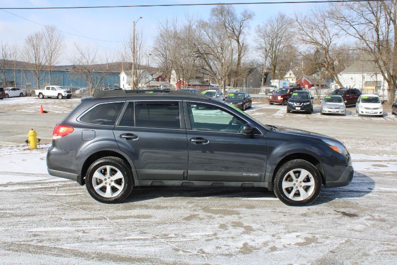 Subaru Outback 2.5i Premium 2013