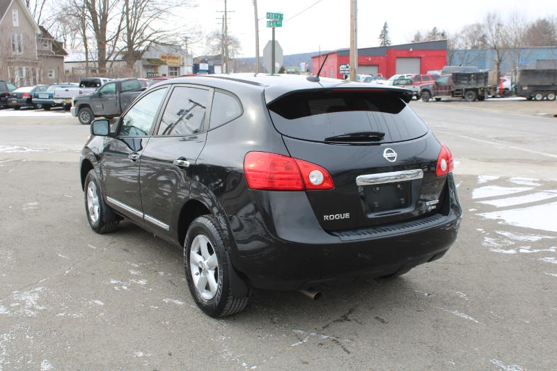 Nissan Rogue S AWD 2012