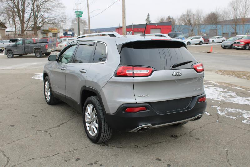 Jeep Cherokee Limited 4WD 2015