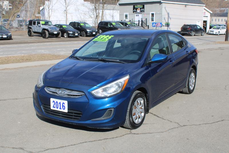 Hyundai Accent SE 4-Door 6A 2016