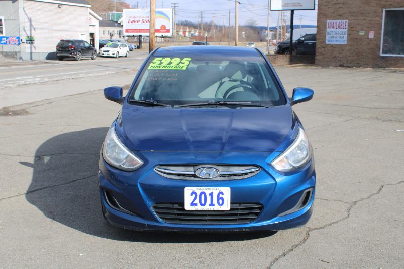 Hyundai Accent SE 4-Door 6A 2016