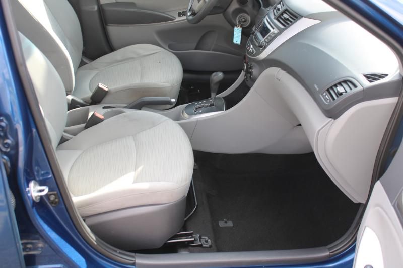 Hyundai Accent SE 4-Door 6A 2016