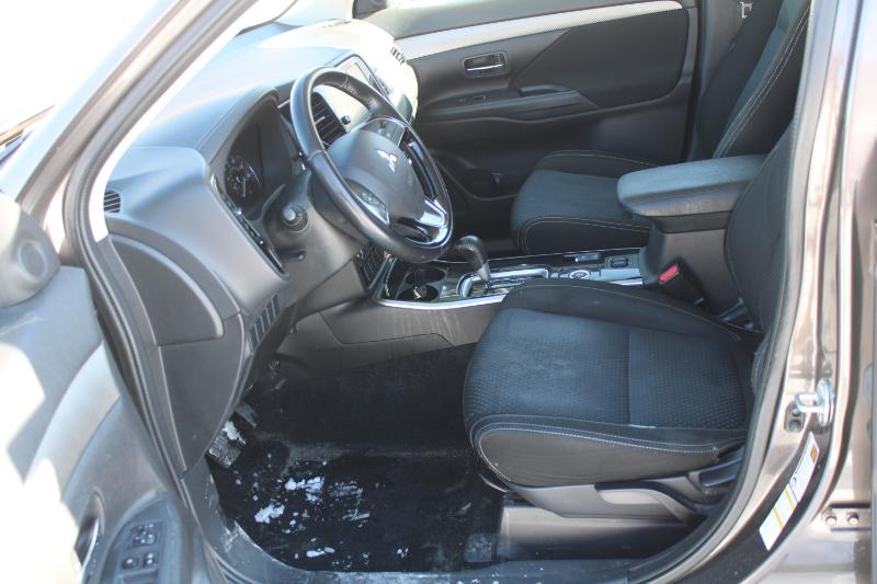 Mitsubishi Outlander SEL AWD 2018