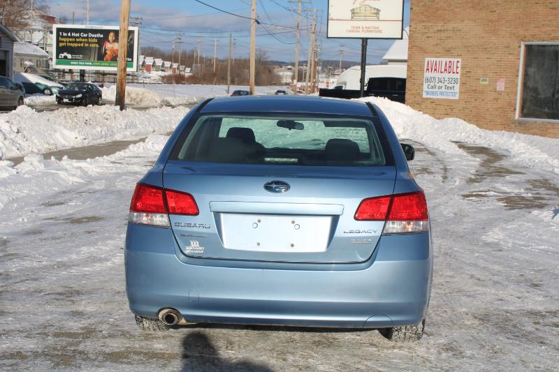 Subaru Legacy 2.5i Premium 2012