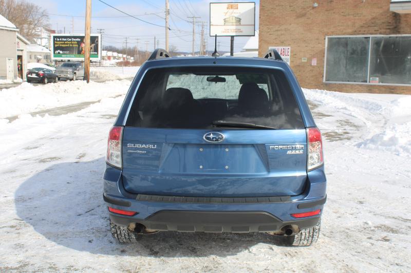Subaru Forester 2.5X Premium 2012