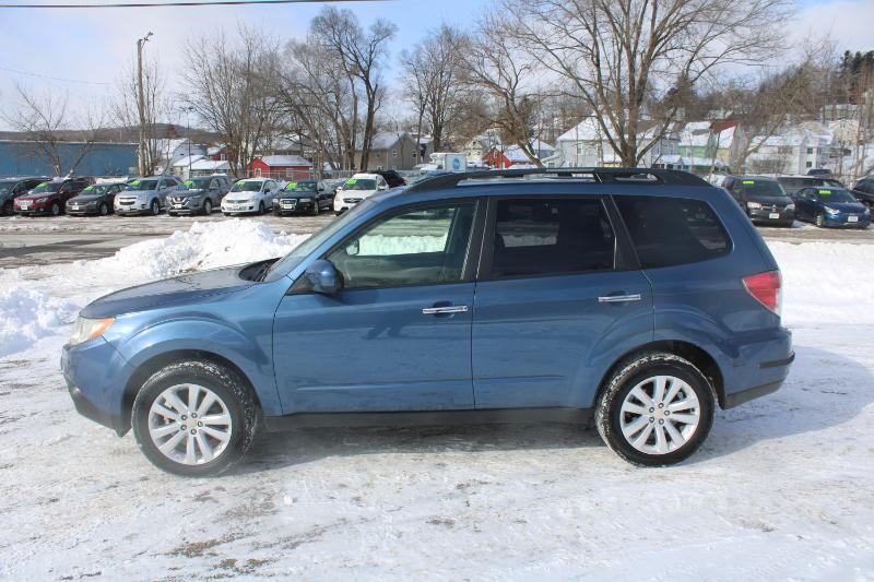 Subaru Forester 2.5X Premium 2012