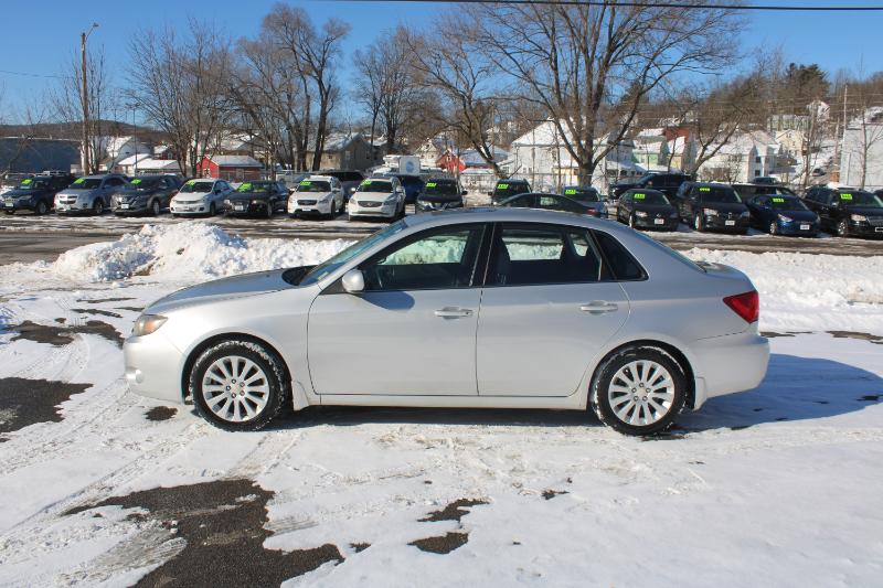 Subaru Impreza 2.5i Premium 4-Door 2011